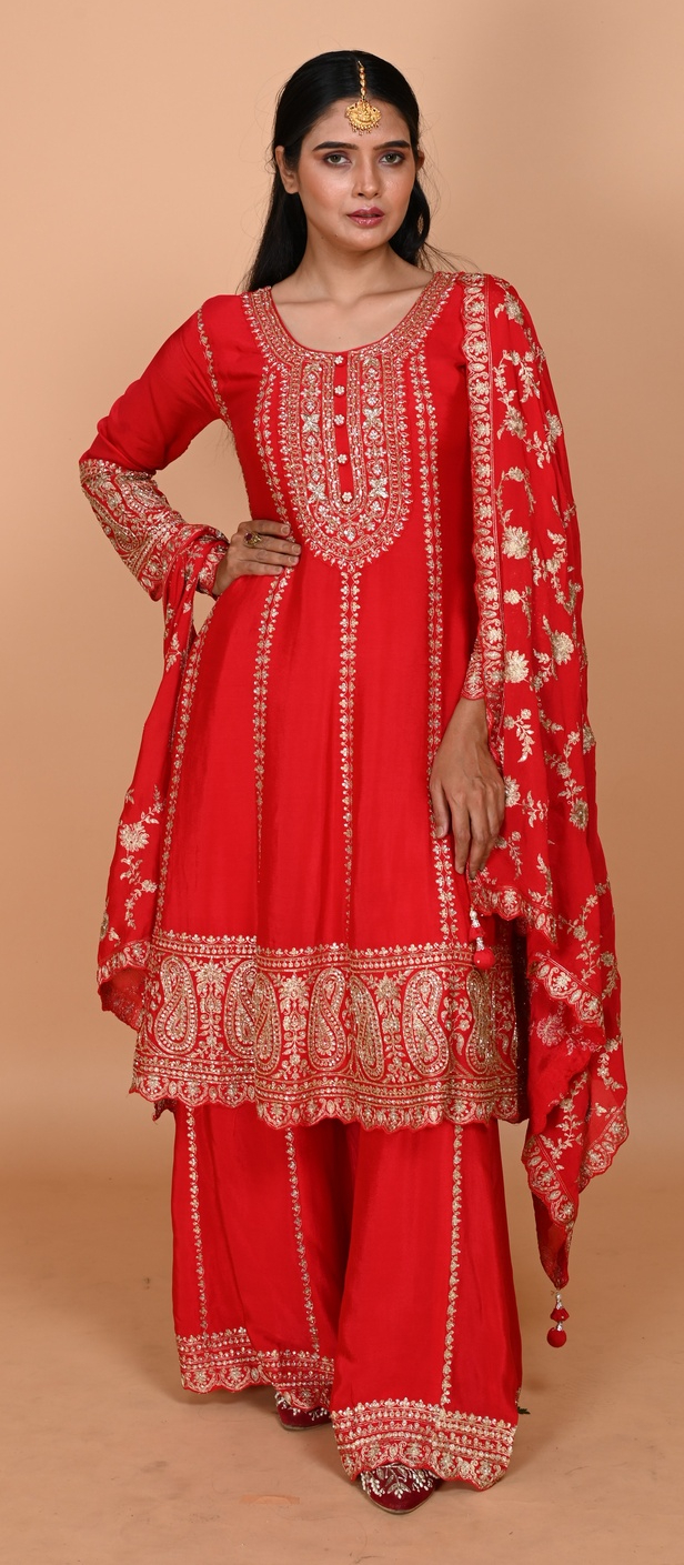 Paplom Suit With Garara